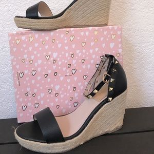 🌻 Victoria Adames Kris Black Wedge Sandal